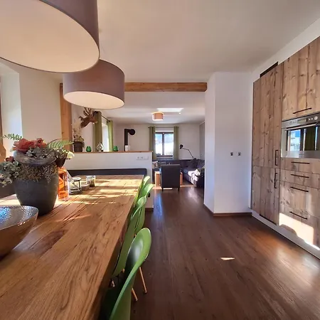 Hochsonnberg In 度假居 皮森多夫